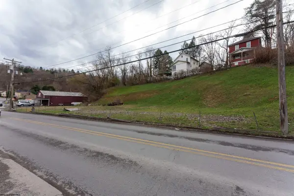 332 E Brockway Avenue, Morgantown, WV 26501