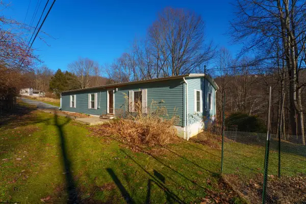 3368 Owl Creek Road, Morgantown, WV 26508