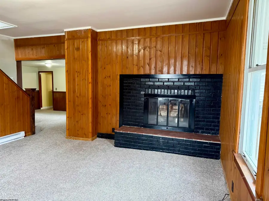 325 Morgantown Street, Kingwood, WV 26537 - Image #3