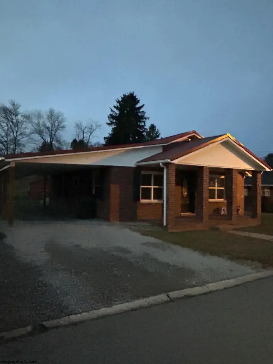 71 W Lincoln Street, Buckhannon, WV 26201 - Image #3