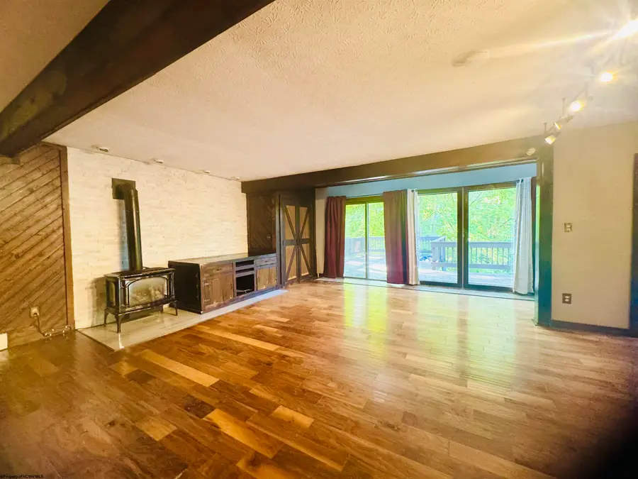 102 Morgan Hill Road, Morgantown, WV 26508 - Image #3