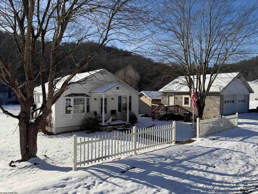 911 Crooked Run Road, Clarksburg, WV 26301 - Image #2