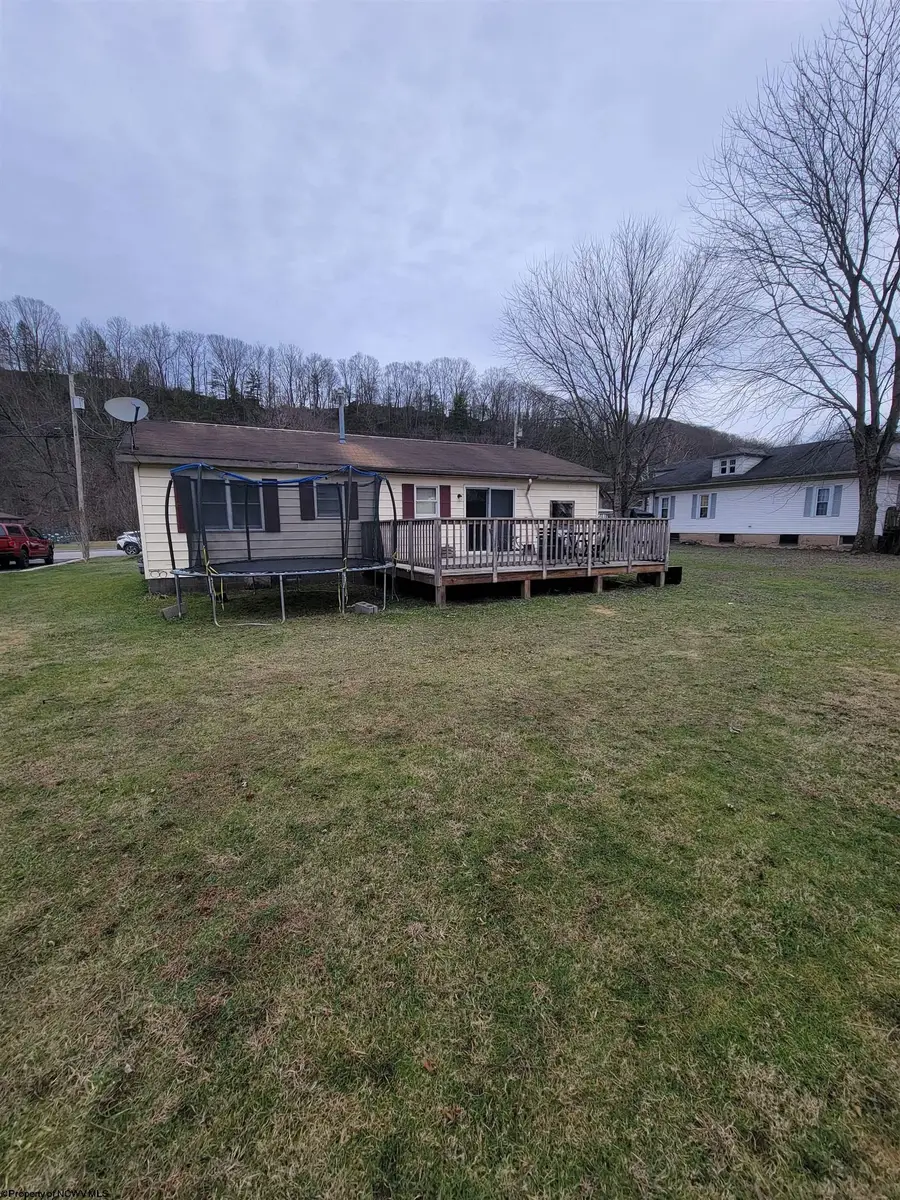 209 Pennsylvania Avenue, Parsons, WV 26287 - Image #3