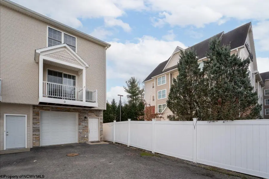 9 Willow Ridge Drive, Morgantown, WV 26505 - Image #2