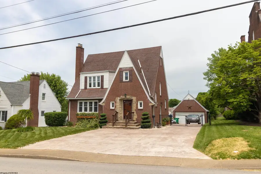 328 W Philadelphia Avenue, Bridgeport, WV 26330 - Image #2