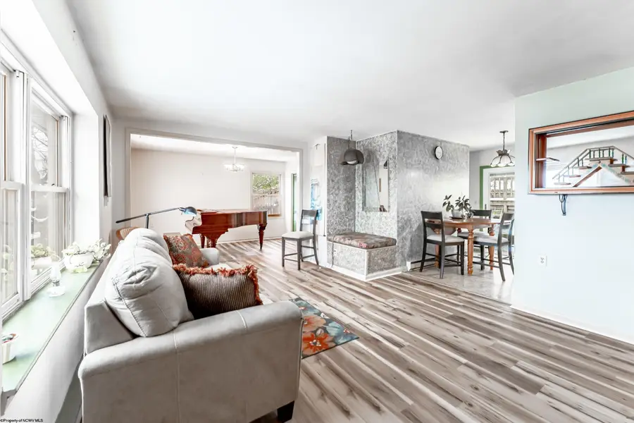 338 Jackson Avenue, Morgantown, WV 26501 - Image #2