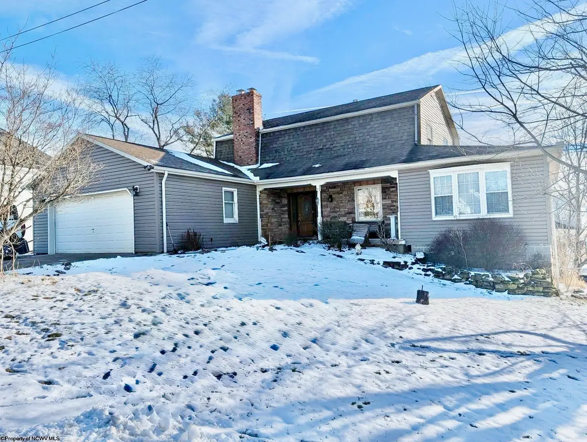 1822 Vernon Drive, Fairmont, WV 26554 - Image #1