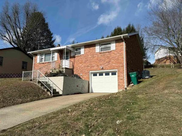 16 Crestview Terrace, Bridgeport, WV 26330