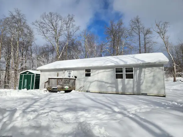 374 Country Mile Road, Kingwood, WV 26537