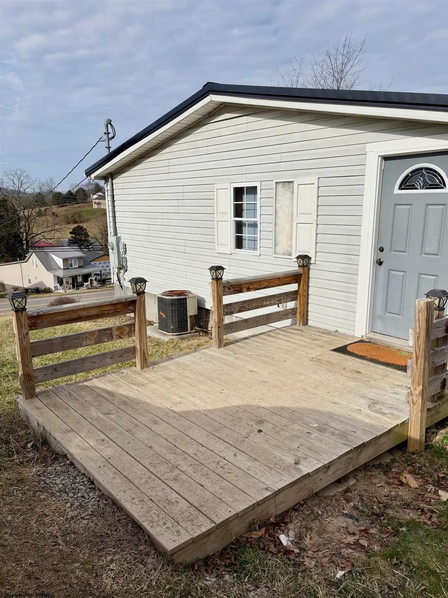 13 Southgate Drive, Fairmont, WV 26554 - #3