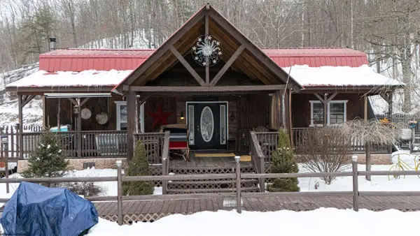 35 McIntyre Road, Center Point, WV 26339