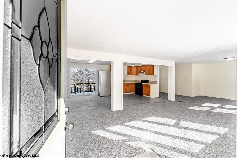 490 Ohio Avenue, Westover, WV 26501 - #2