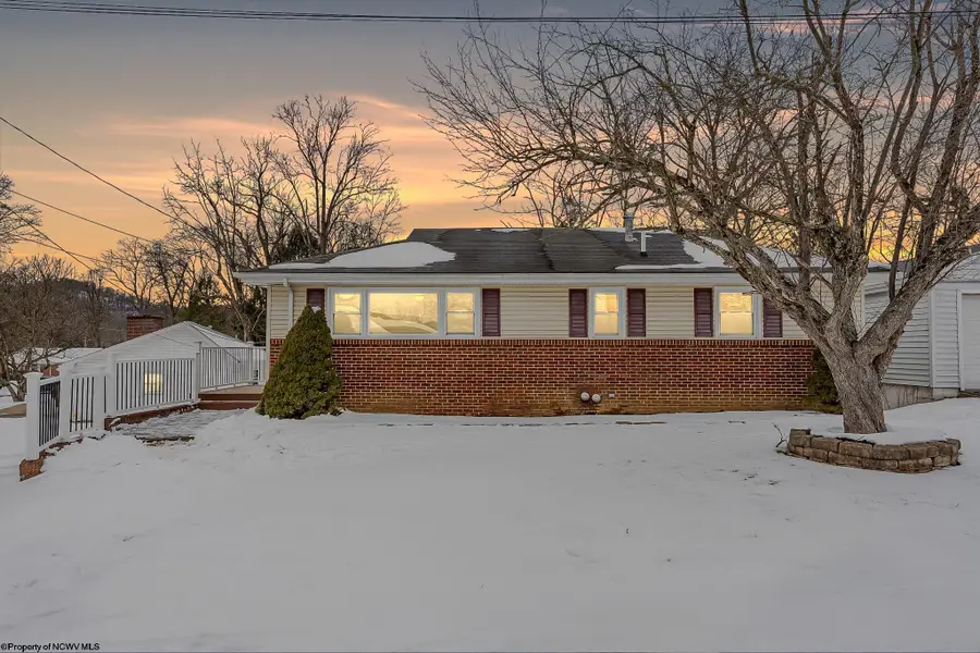 501 Willow Lane, Bridgeport, WV 26330 - #2