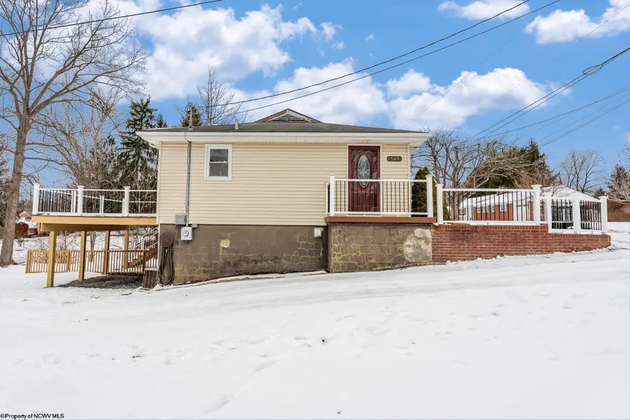 501 Willow Lane, Bridgeport, WV 26330 - #3