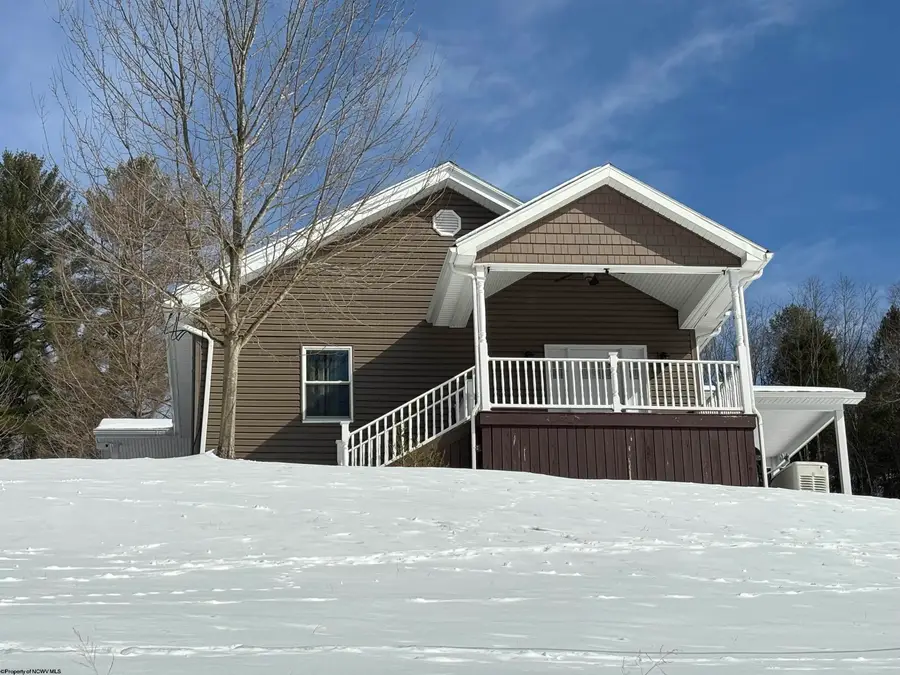 2704 Sycamore Road, Clarksburg, WV 26301-5802 - #2