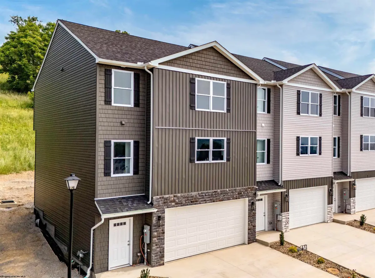 286 Red Oak Lane, Morgantown, WV 26501 - #1