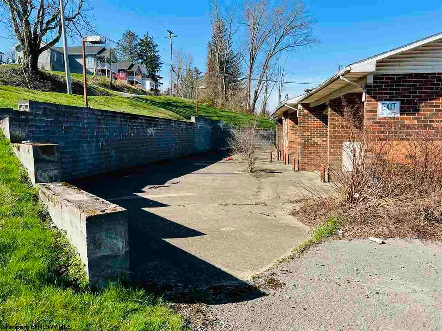 00 DIAMOND Street, Fairmont, WV 26554 - #3