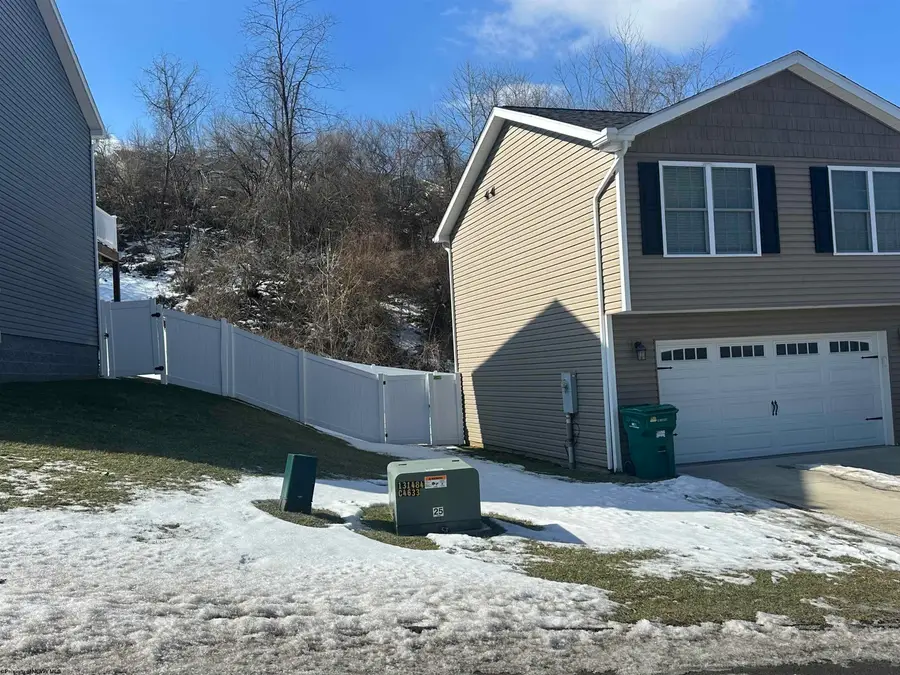 231 Woodbury Drive, Fairmont, WV 26554 - #3
