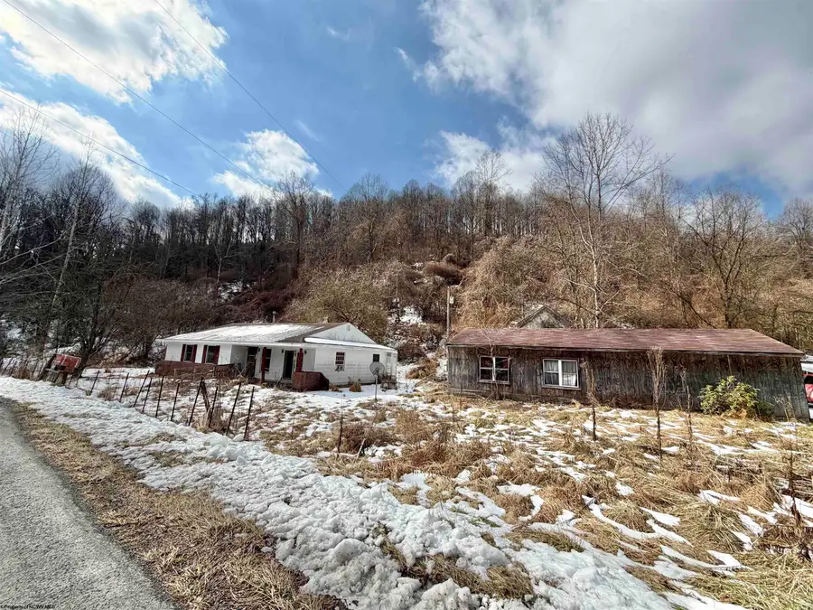 3938 Saint Clara Road, Alum Bridge, WV 26321 - #3