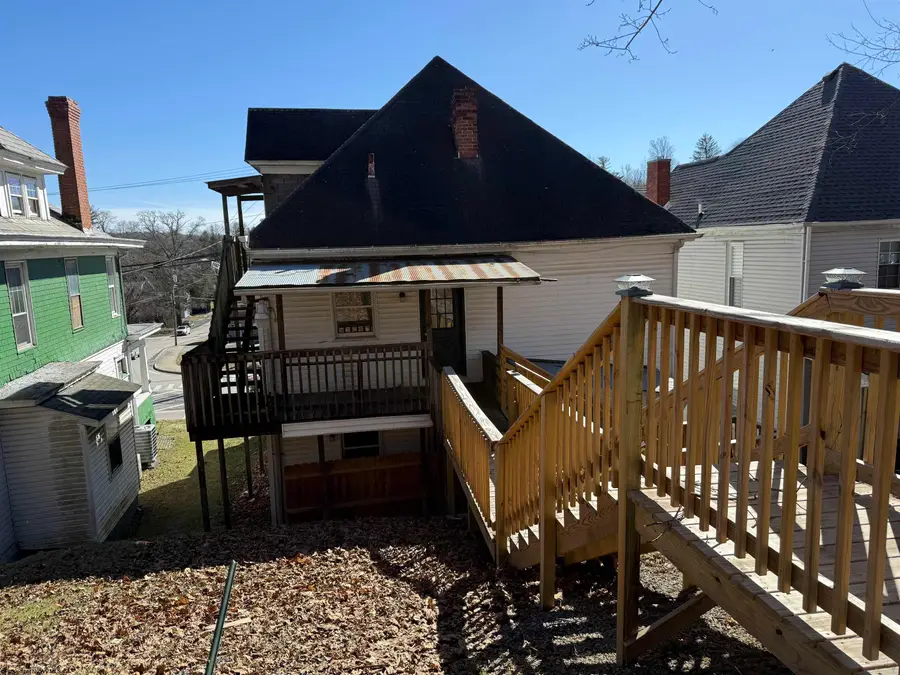 1005 Locust Avenue, Fairmont, WV 26554 - #2