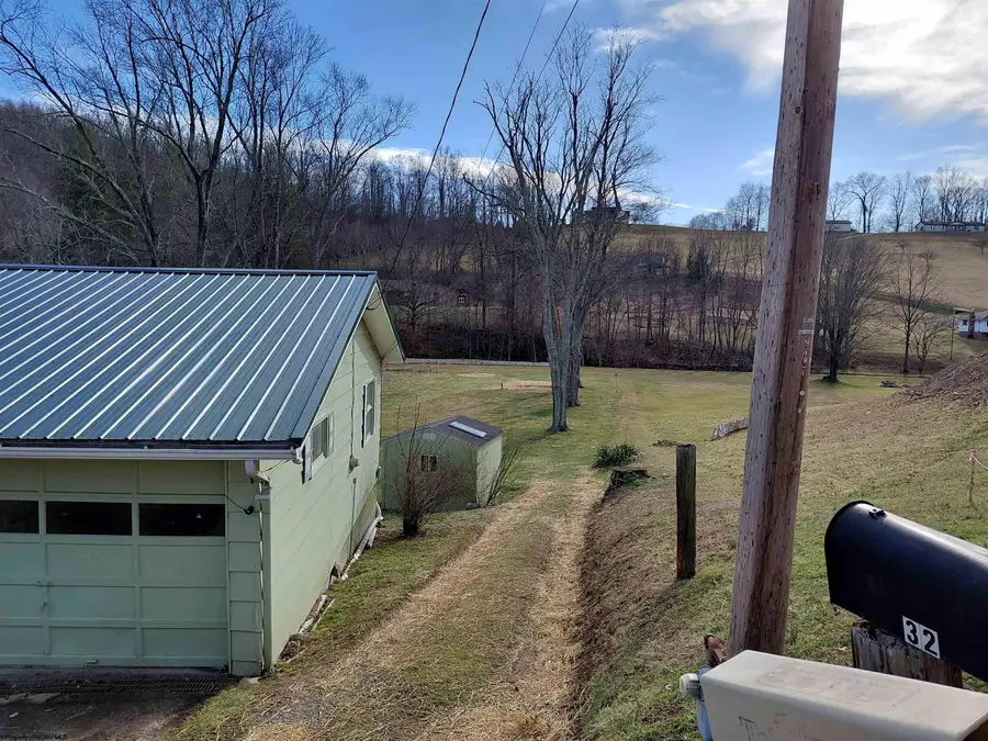 32 Circle Drive, Mount Clare, WV 26408 - #3