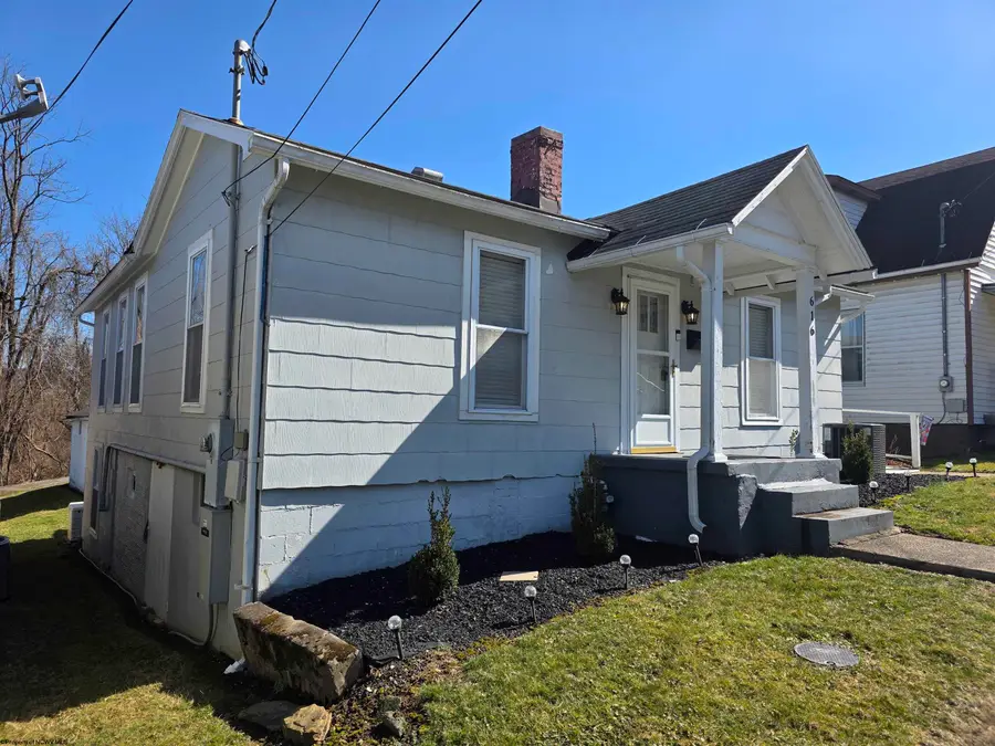 616 Maple Street, Shinnston, WV 26431 - #3