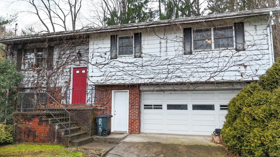 828 Alpine Street, Morgantown, WV 26505 - #3