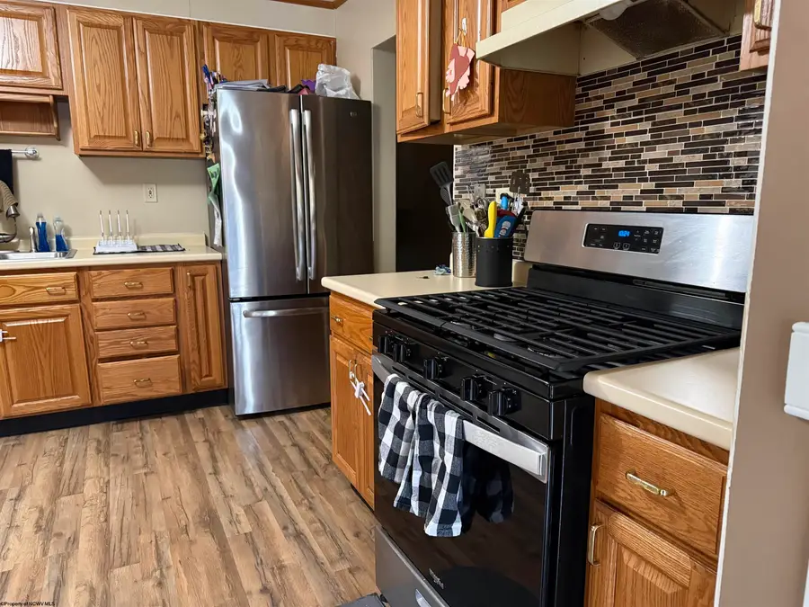 79 Punkin Center Road, Fairview, WV 26570 - #3