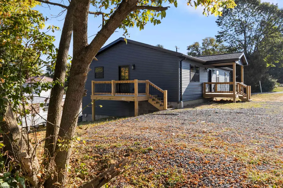 100 Maple Street, Masontown, WV 26542 - #2