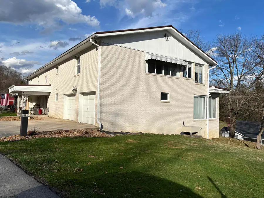 85 Woodsboro Drive, Philippi, WV 26416 - #2