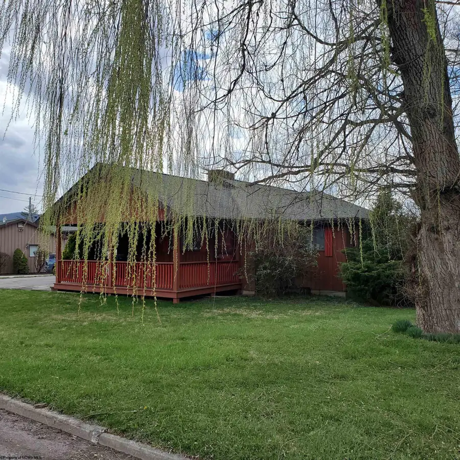 1 Goff Street, Elkins, WV 26241 - #2