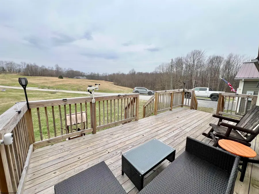 132 Douglas Way, Belington, WV 26250 - #2