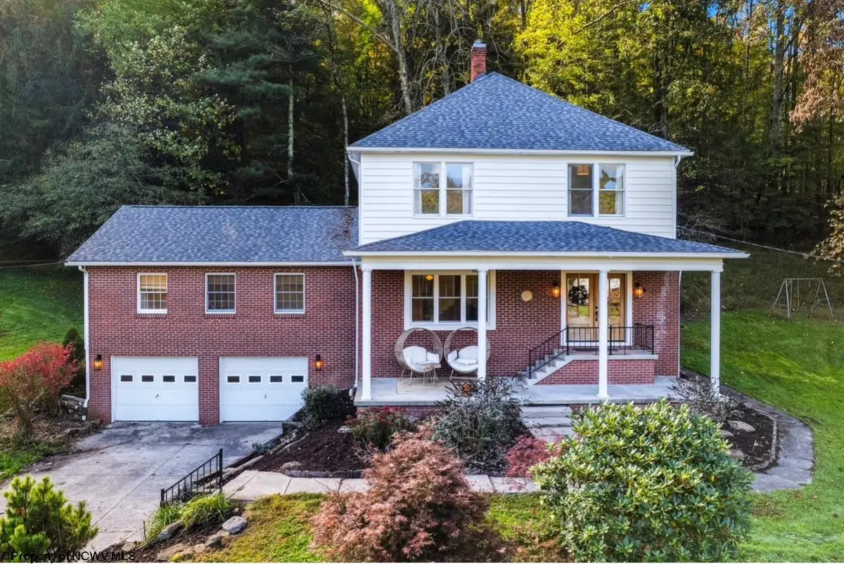 1116 E Grafton Road, Fairmont, WV 26554 - #1