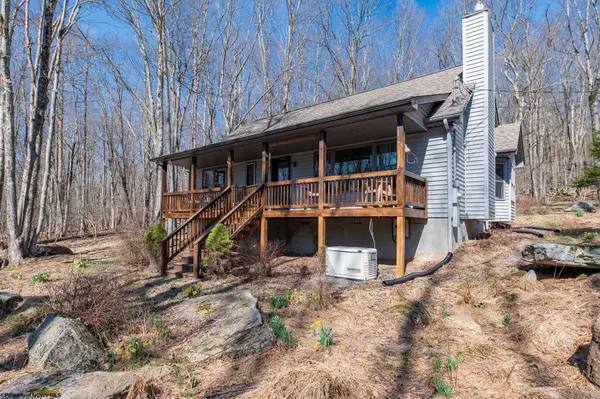 183 Fern Court, Terra Alta, WV 26764