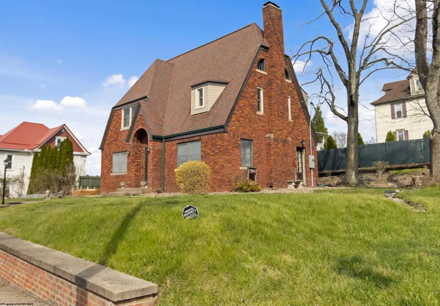 15 West Street, Westover, WV 26501 - #2