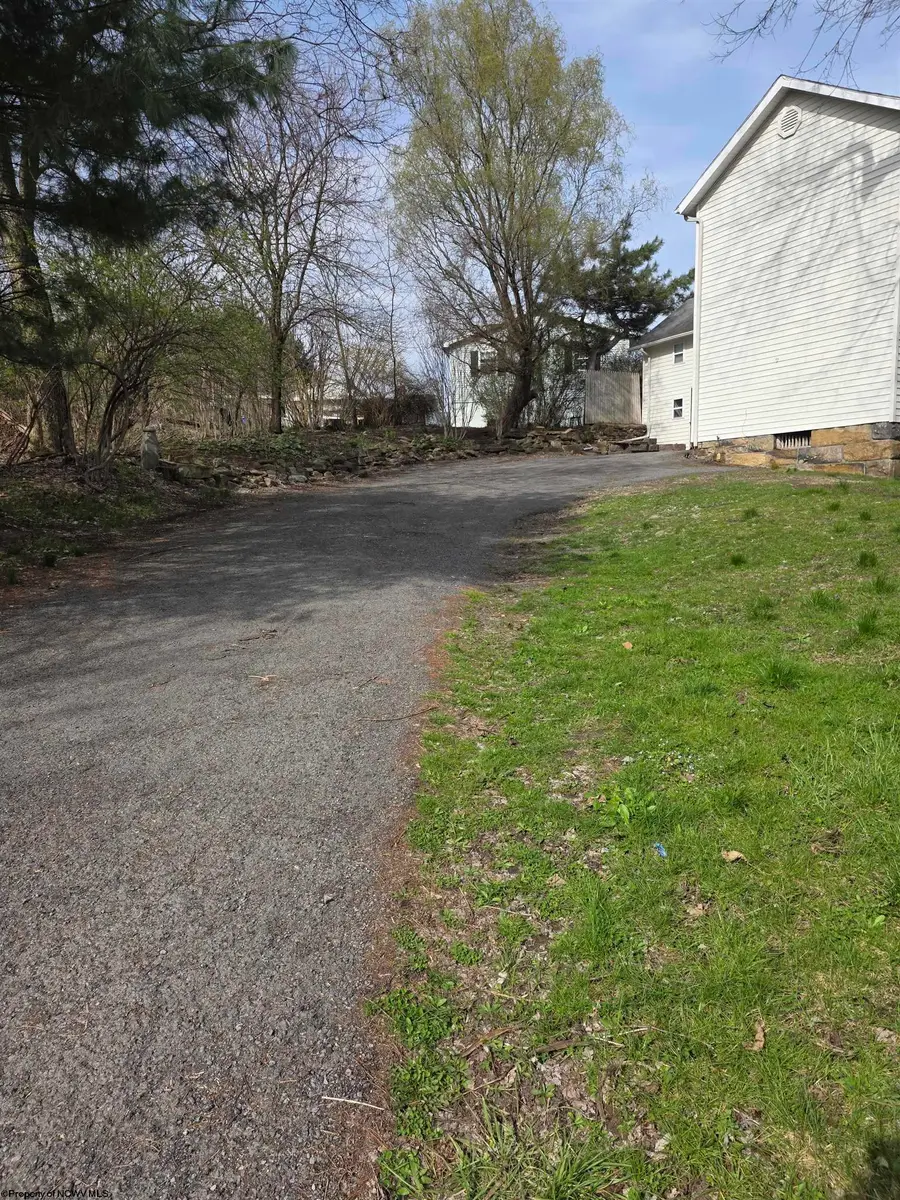 1326 Montrose Avenue, Morgantown, WV 26505 - #3