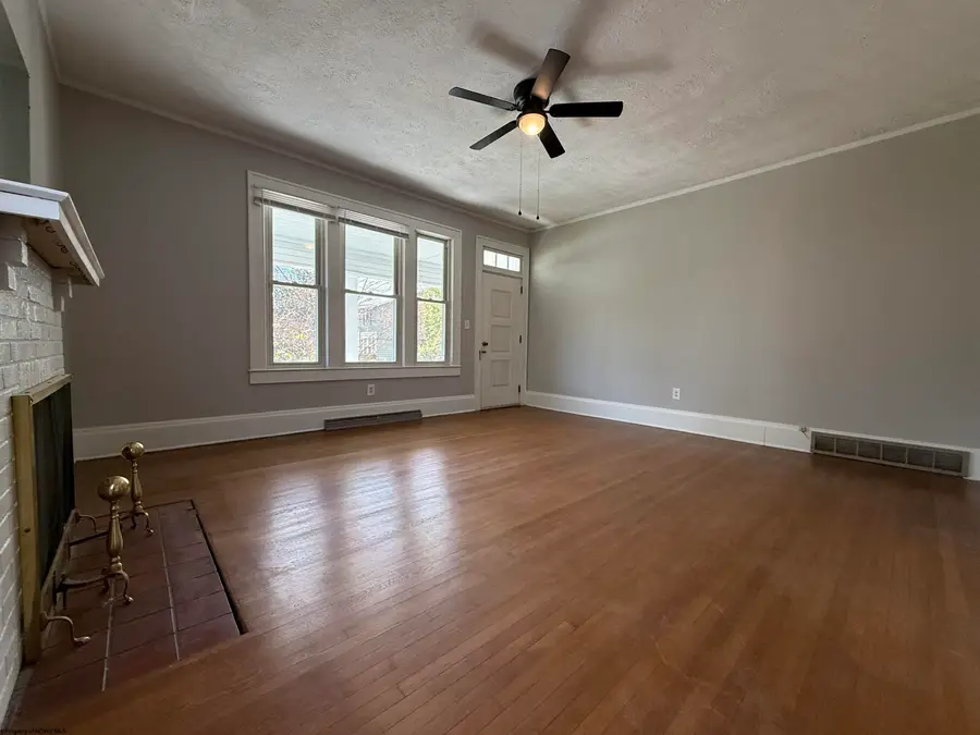 310 Spring Avenue, Clarksburg, WV 26301 - #3