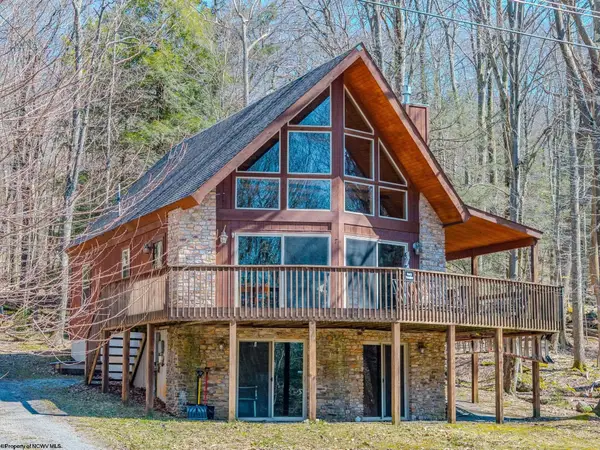 74 Bluebell Drive, Terra Alta, WV 26764