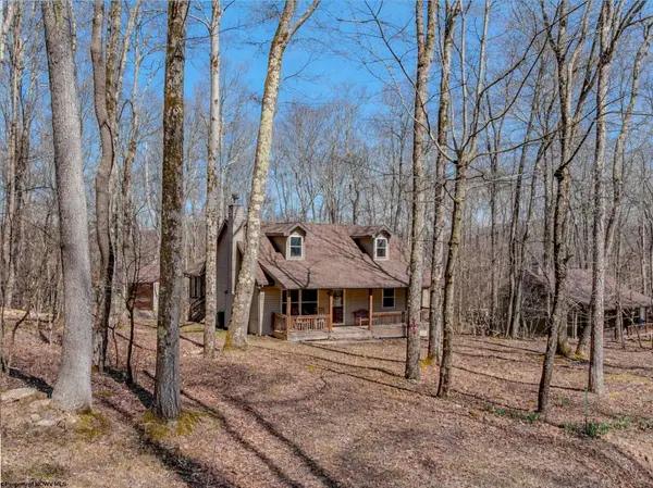 614 Hemlock Circle, Terra Alta, WV 26764
