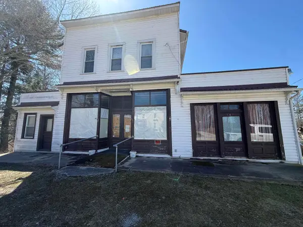 109 Old Route 28 Road, Arbovale, WV 24915