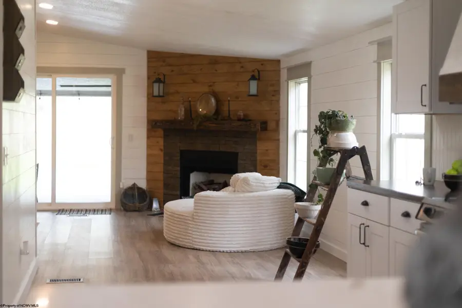 78 HANNAH Street, Clarksburg, WV 26301 - #2