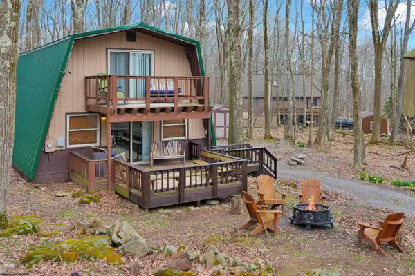 158 Anemone Lane, Terra Alta, WV 26764