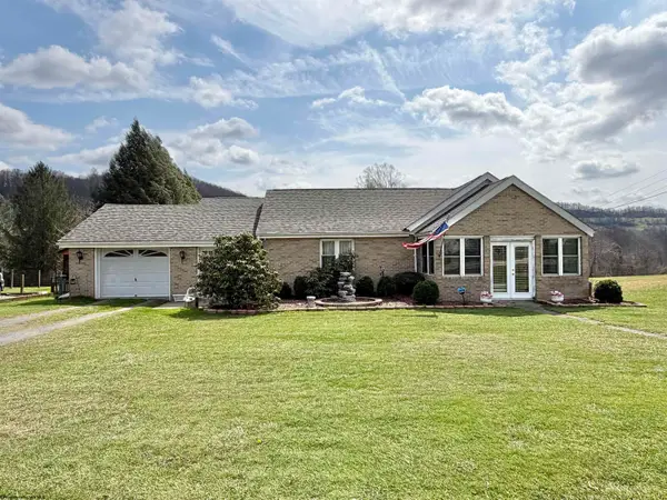 2654 Hood Avenue, Shinnston, WV 26431