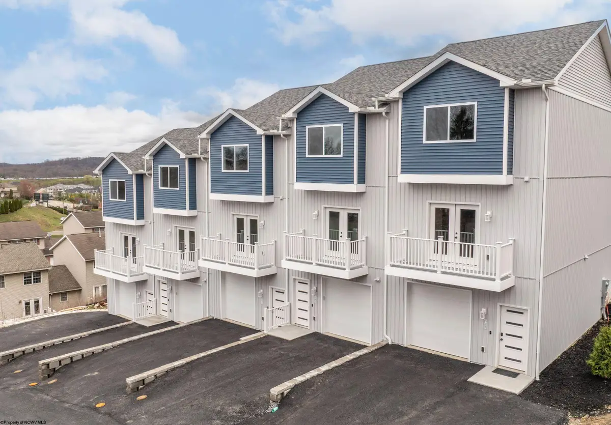 108 Chestnut Grove, Morgantown, WV 26505 - #1