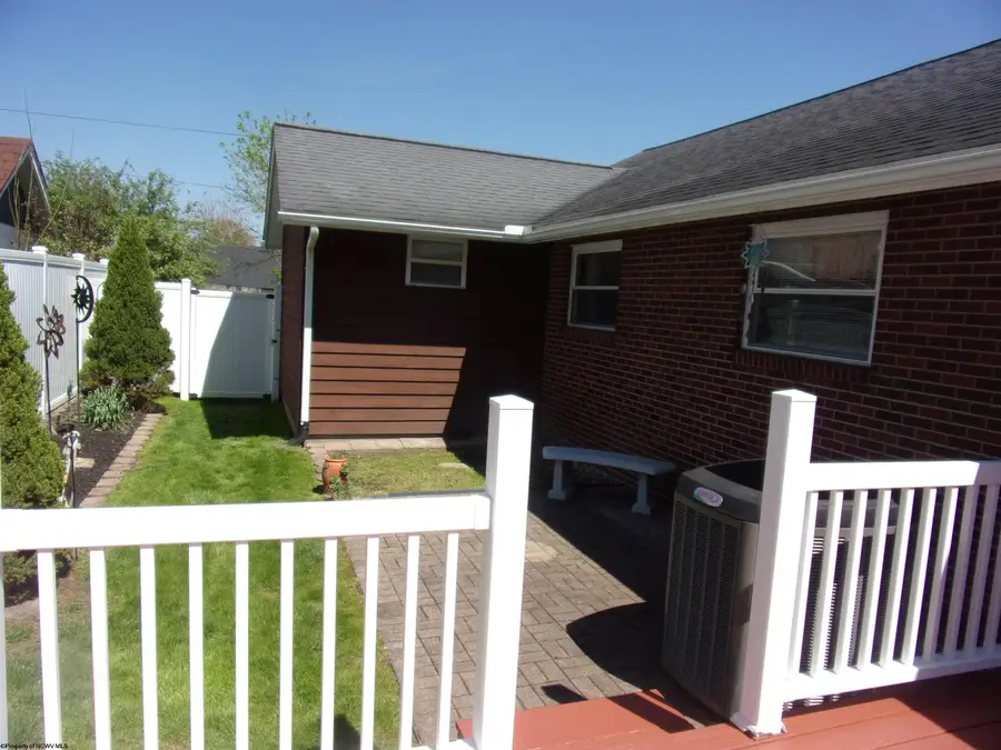 4 Tucker Street, Buckhannon, WV 26201 - #2