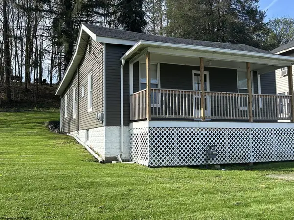 122 E Main Street, Kingwood, WV 26537