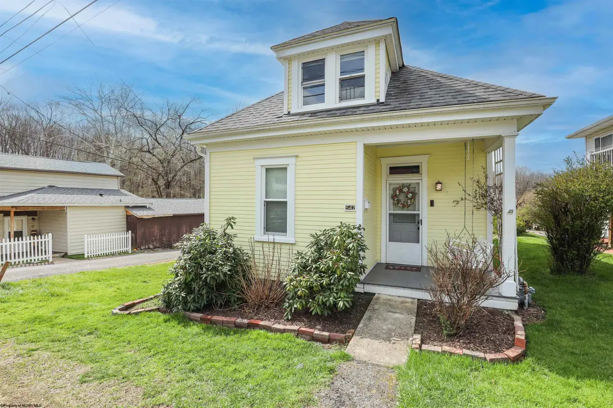 542 Hess Street, Morgantown, WV 26501 - #1