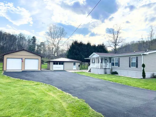 516 Windy Hill Drive, Mannington, WV 26582