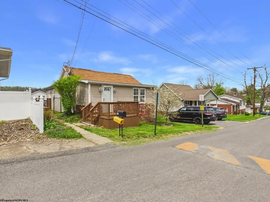 521 Kensington Avenue, Star City, WV 26505 - #2