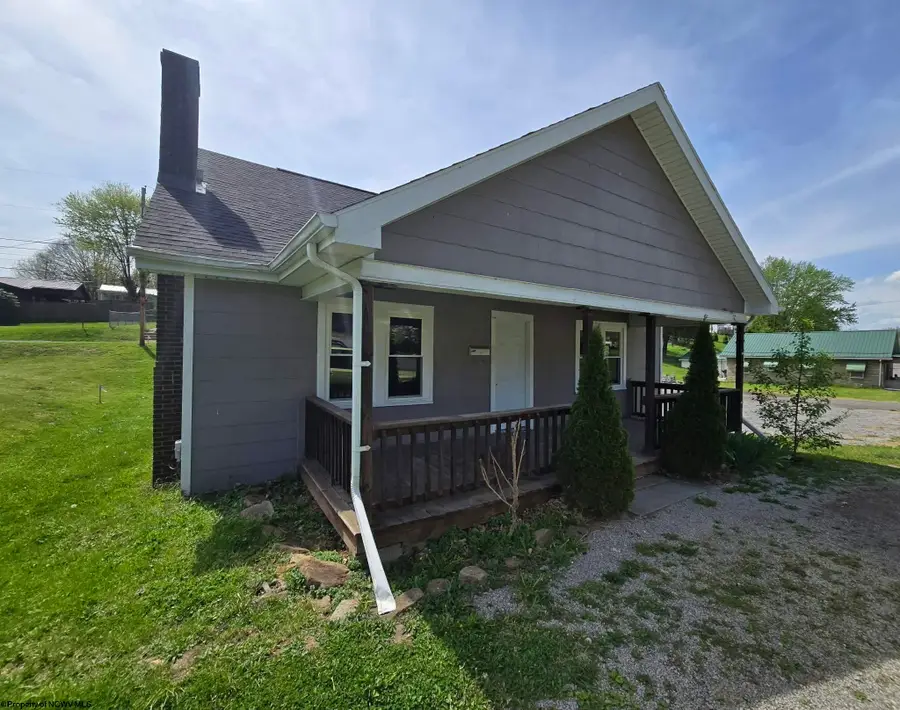 595 S Pike Street, Shinnston, WV 26431 - #2